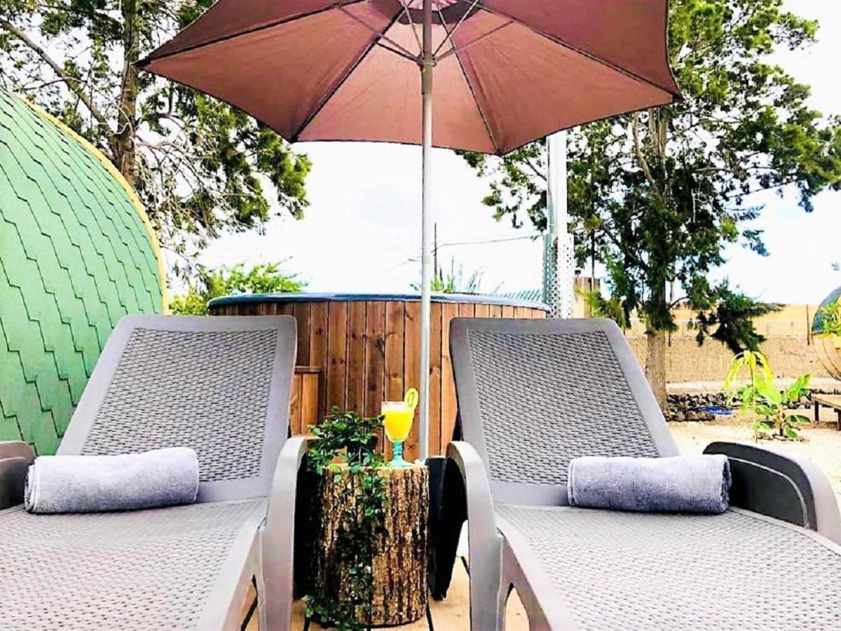 Lykke Suite Spa Sauna Piscina Y Jardin Buzanada ภายนอก รูปภาพ
