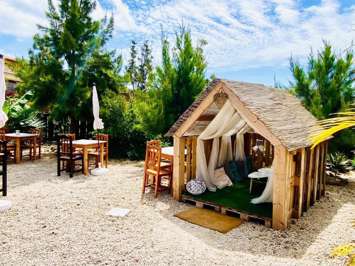 Lykke Suite Spa Sauna Piscina Y Jardin Buzanada ภายนอก รูปภาพ