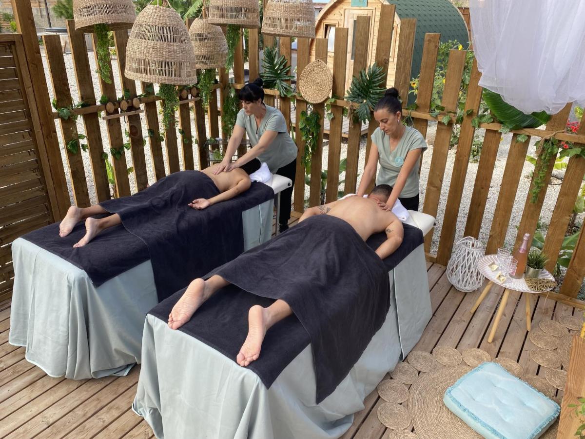 Lykke Suite Spa Sauna Piscina Y Jardin Buzanada ภายนอก รูปภาพ