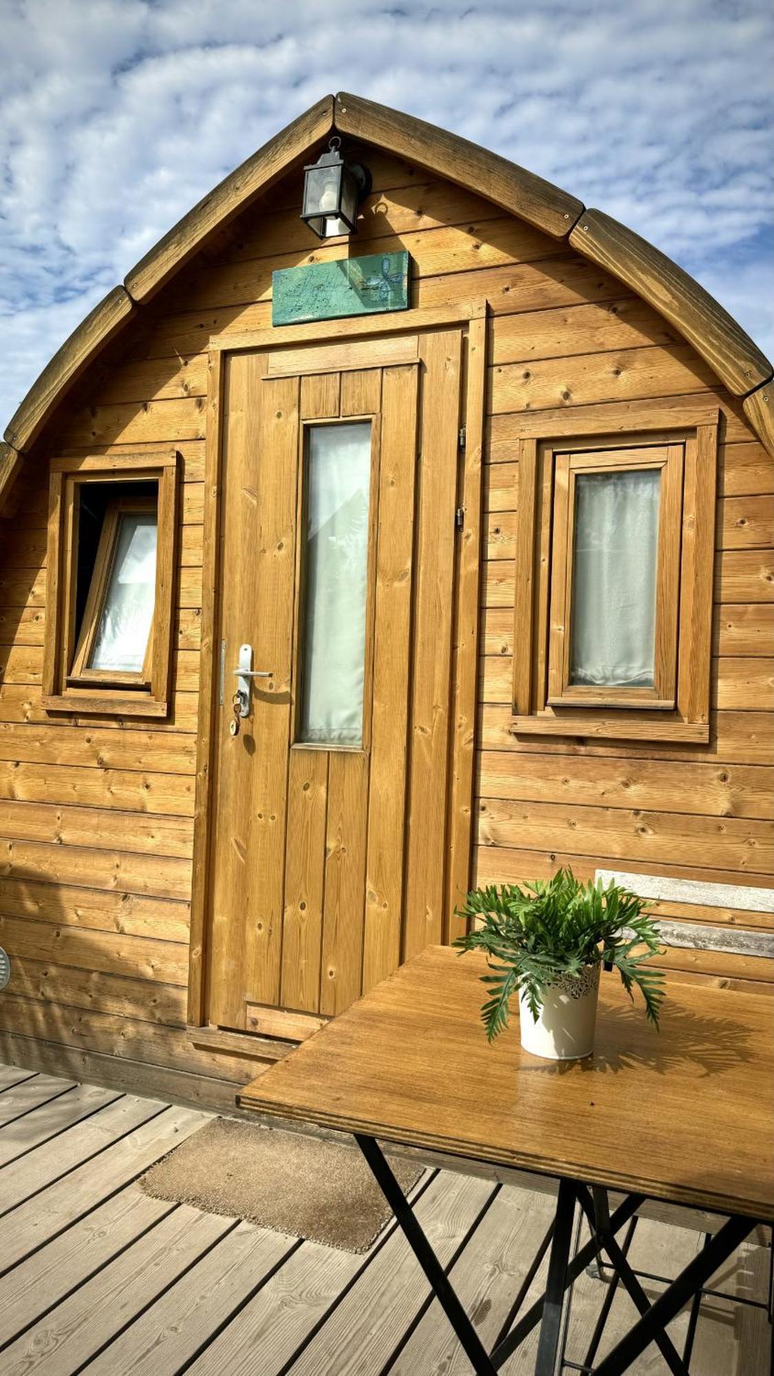 Lykke Suite Spa Sauna Piscina Y Jardin Buzanada ภายนอก รูปภาพ